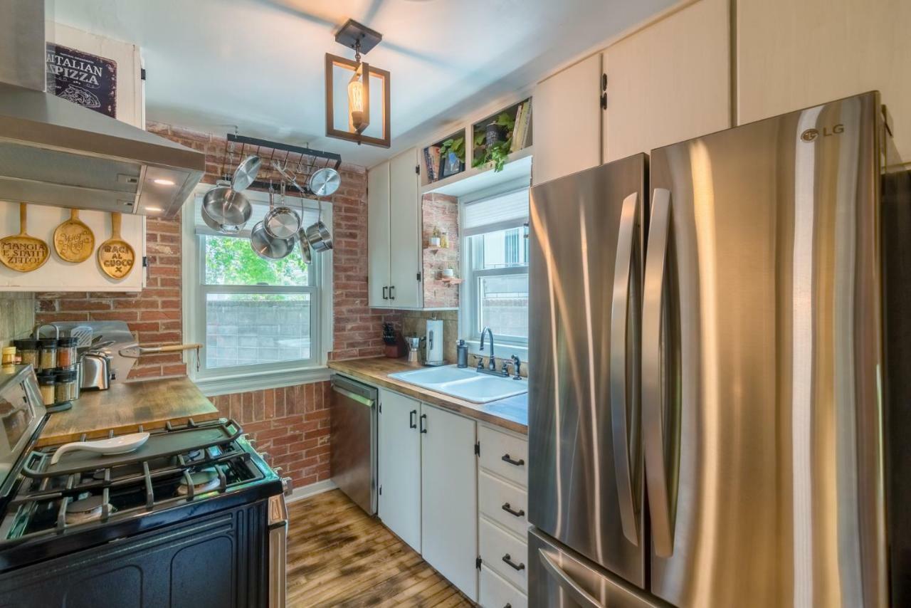 Villa Italian Style In Old Town With Private Hot Tub à Fort Collins Extérieur photo