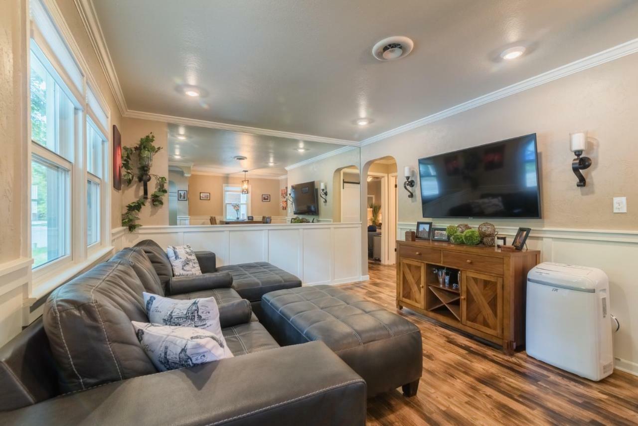 Villa Italian Style In Old Town With Private Hot Tub à Fort Collins Extérieur photo